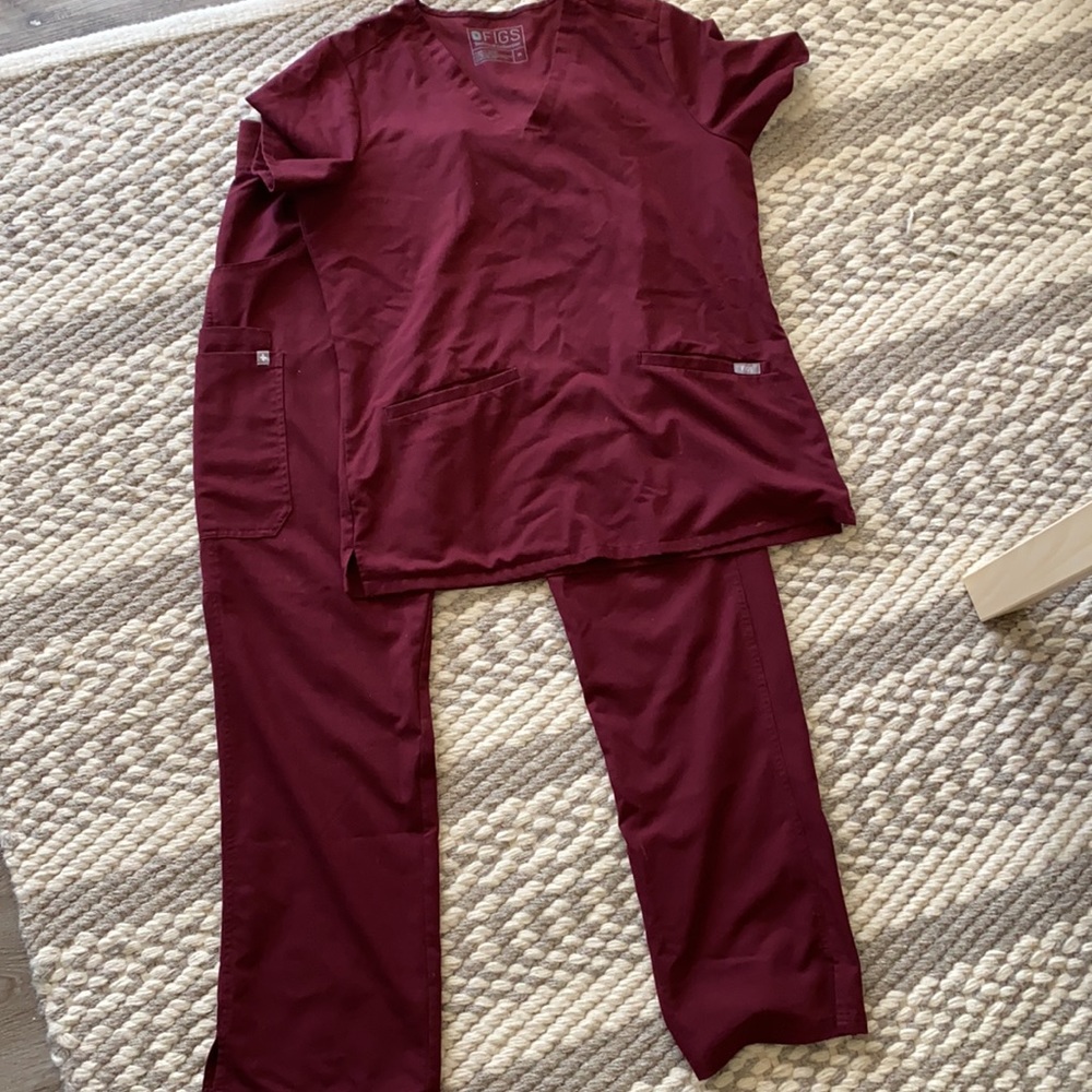 Maroon FIGS scrub set